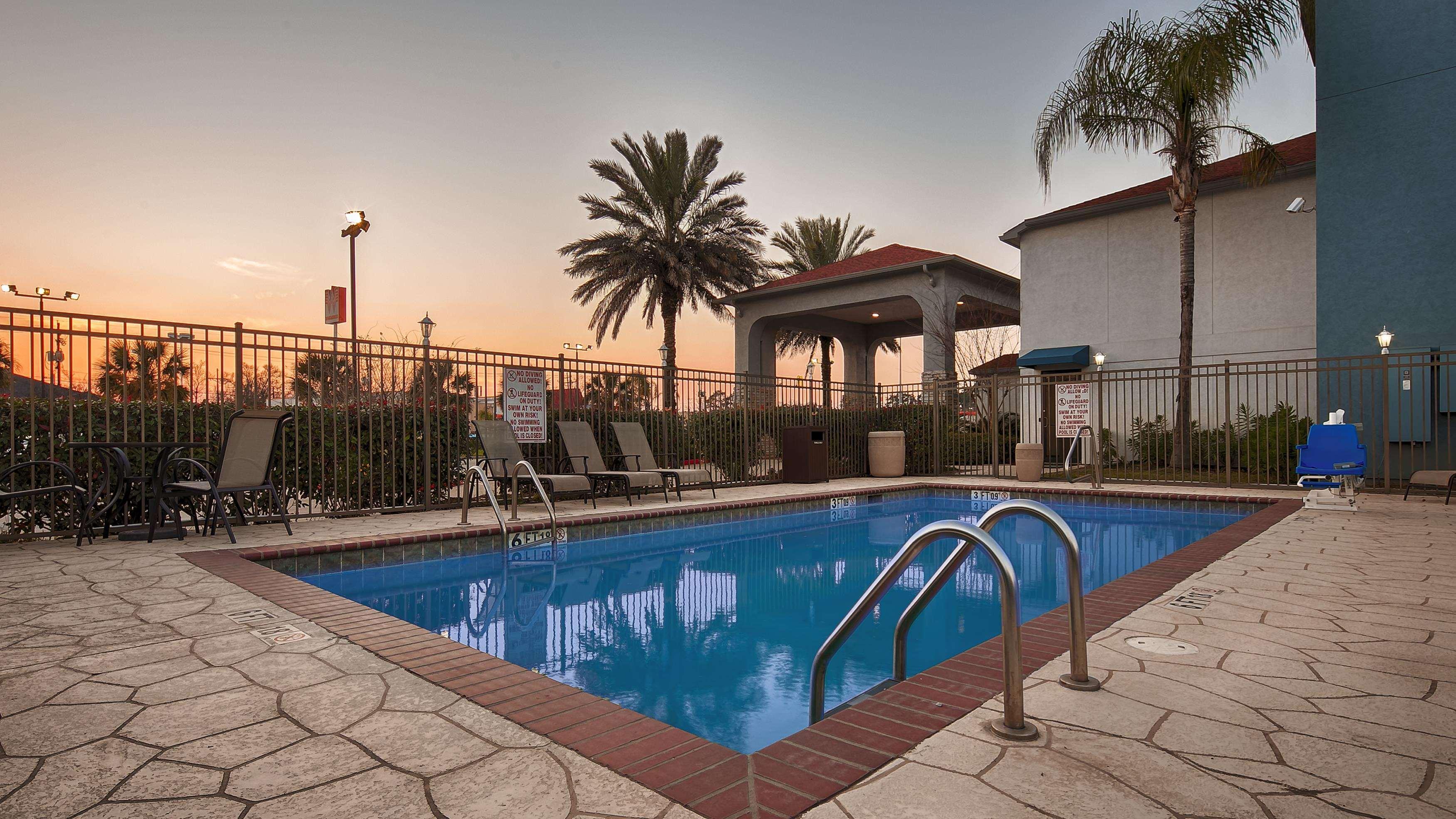 Best Western Plus Orange County Vidor Kültér fotó